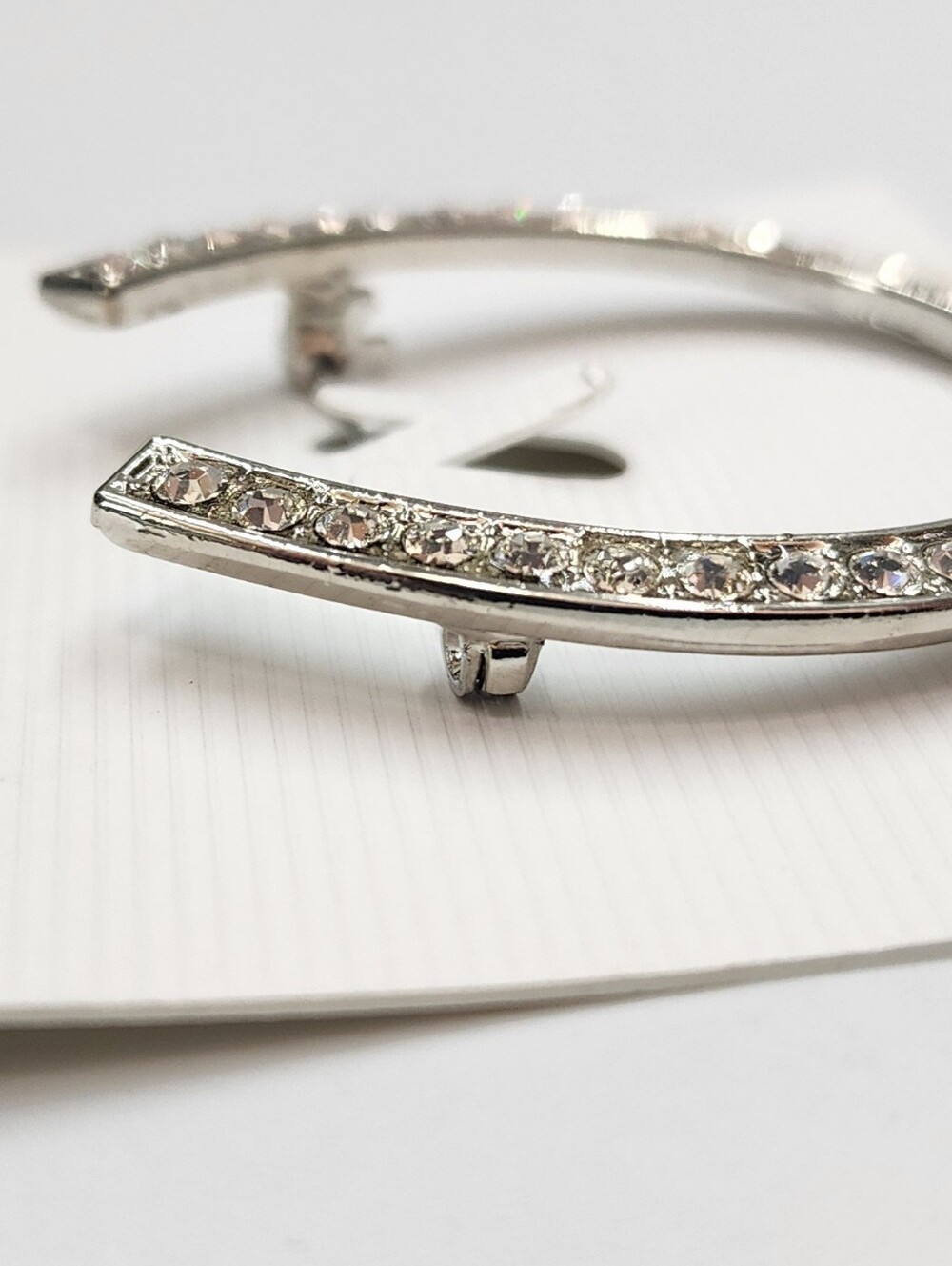 Vintage Rhinestone Silver Tone Horseshoe Brooch New On Card 2" Inches - Picture 5 of 6